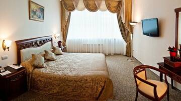 Фото номера Люкс с панорамным видом Гостиница Европа г. Ростов-на-Дону 2