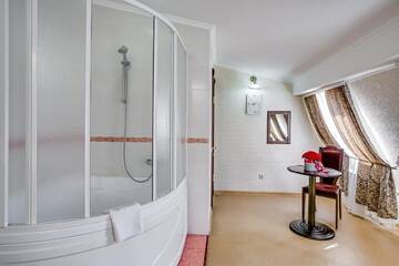 Фото номера Полулюкс - Сьют Гостиница Парк Сити Роуз г. Ростов-на-Дону 4